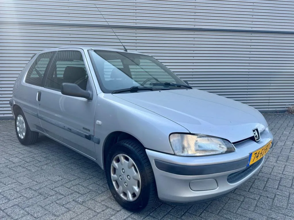 Peugeot 106 (2000) — foto 1