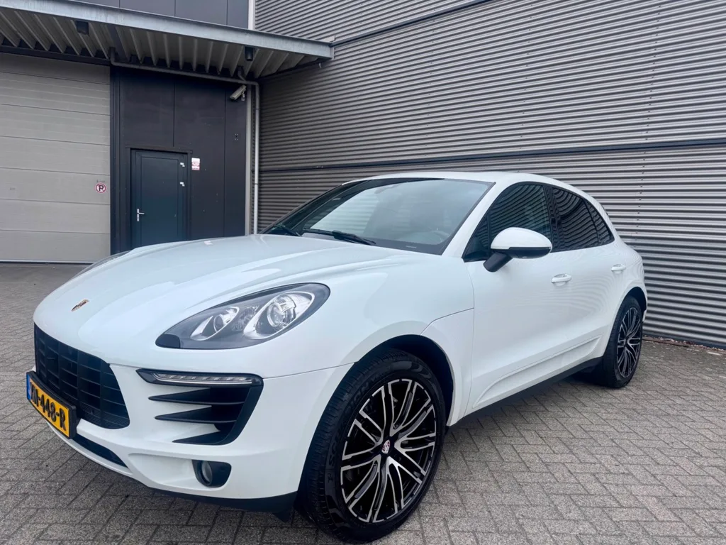 Porsche Macan (2015) — foto 1