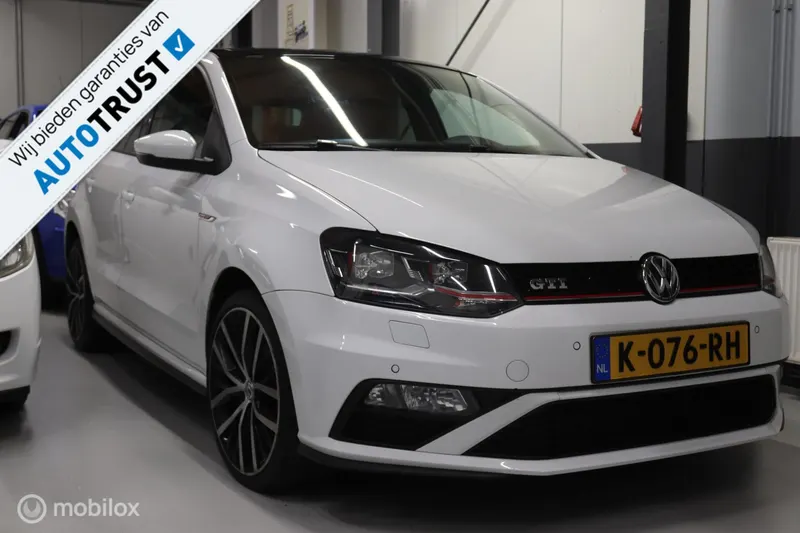 Volkswagen Polo (2015)