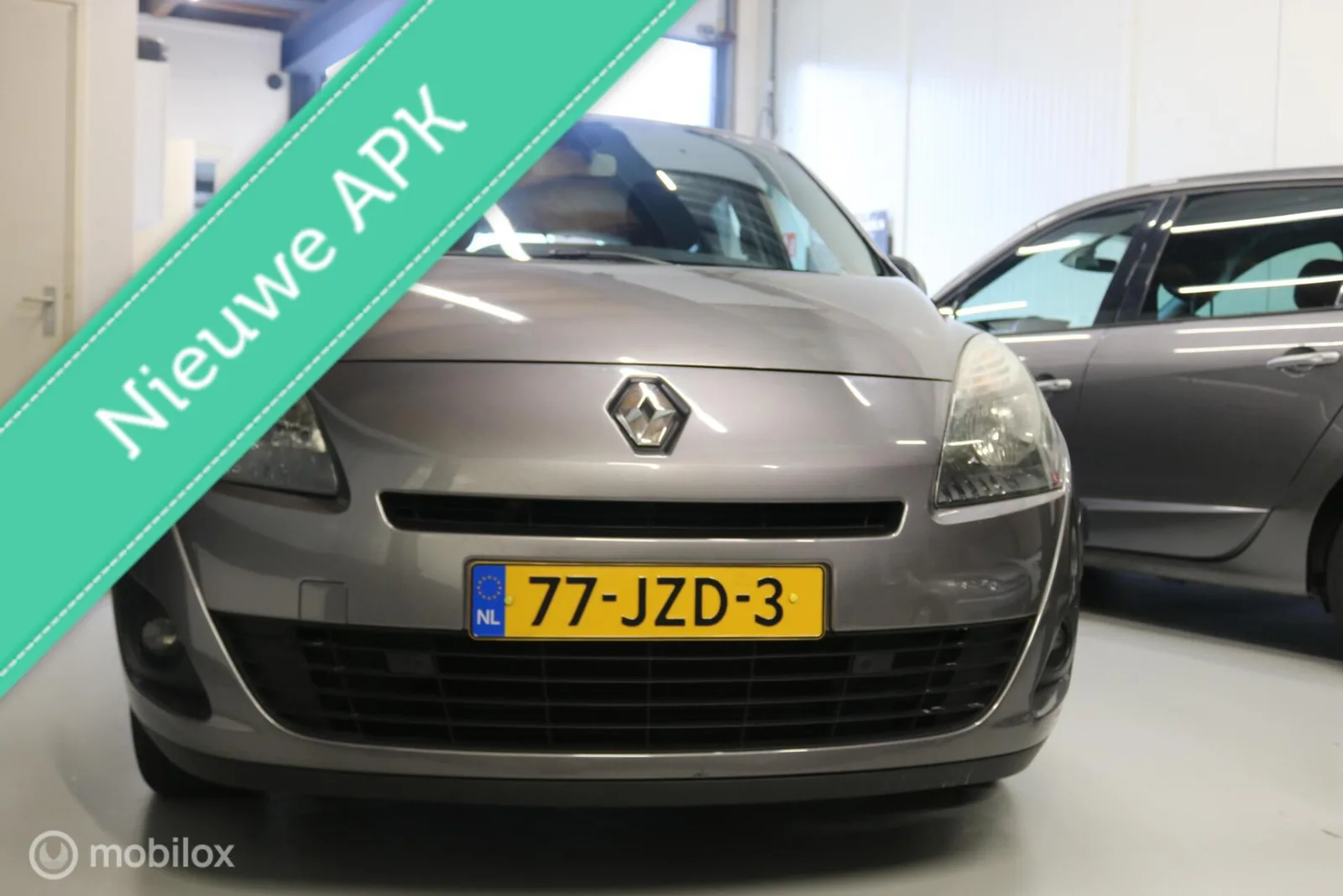 Renault Grand Scenic (2009) — foto 1
