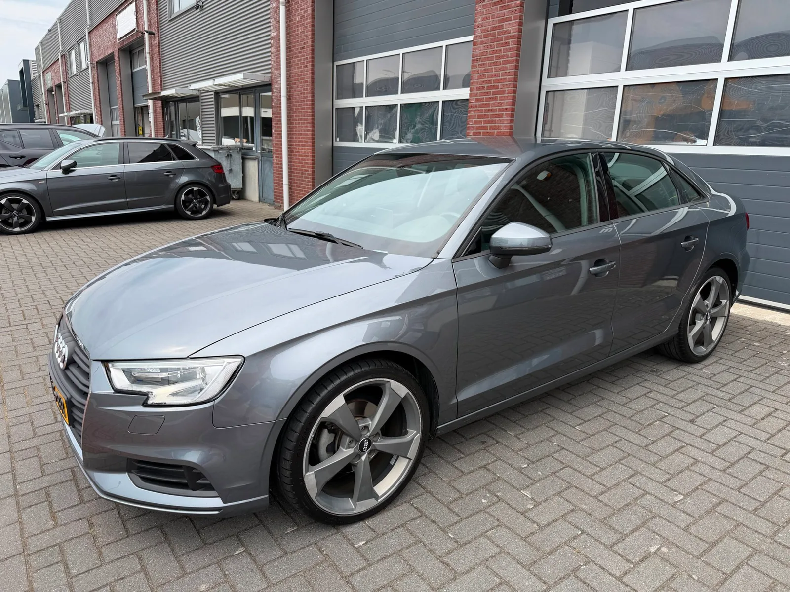 Audi A3 (2018) — foto 1