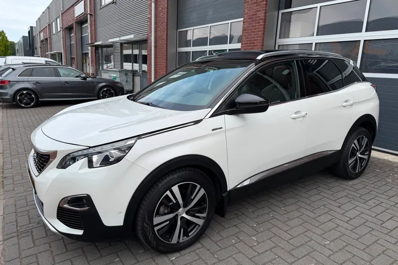Peugeot 3008 (2017)