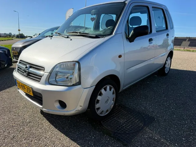 Opel Agila (2004) — foto 1