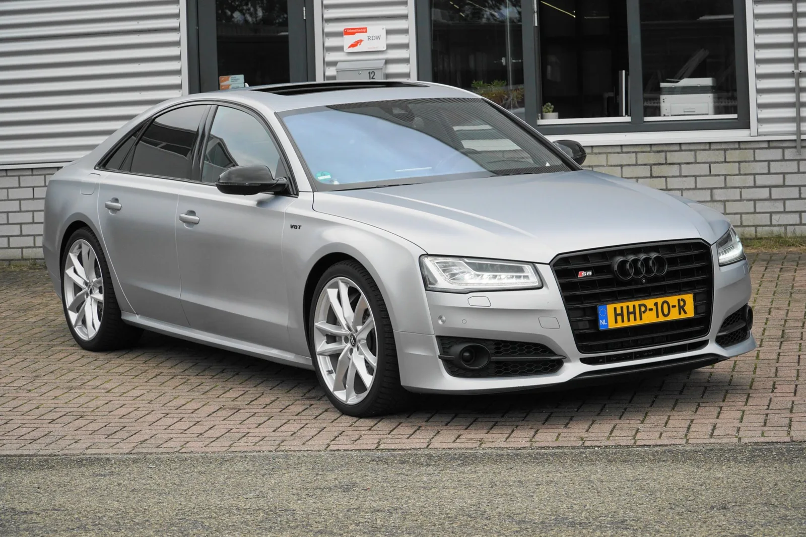 Audi A8 (2016) — foto 1