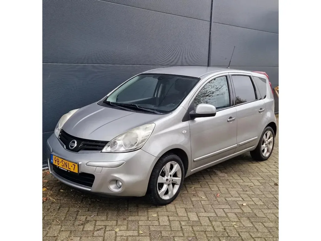 Nissan Note (2011) — foto 1