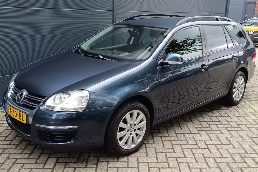 Volkswagen Golf (2008) — foto 1