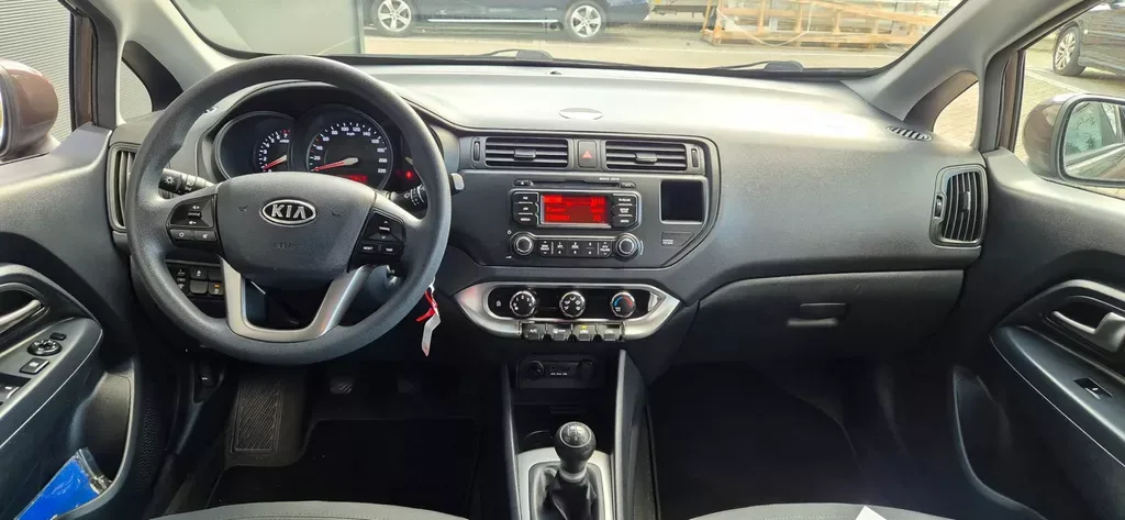 Kia Rio (2012) — foto 1
