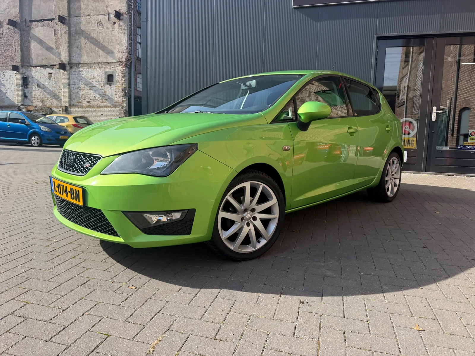 SEAT Ibiza (2013) — foto 1