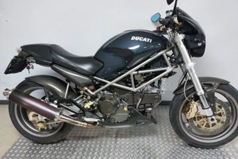 Ducati M (2000)