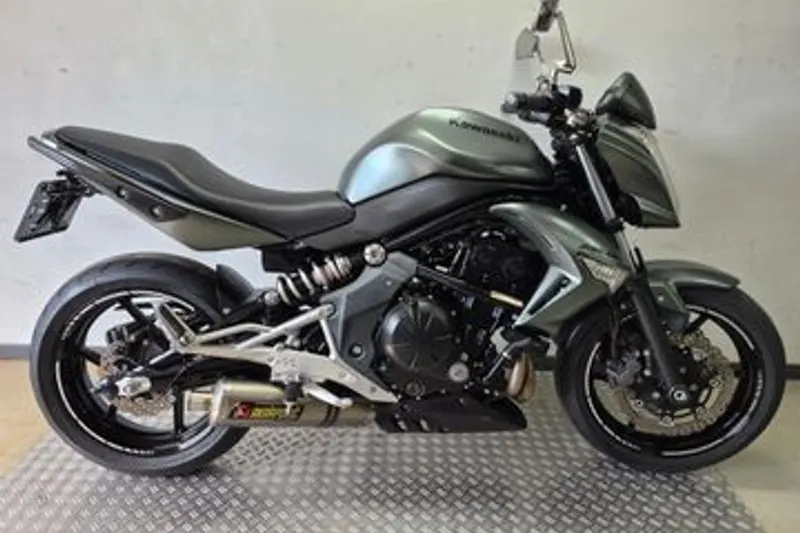 Kawasaki Er-6n (2012)
