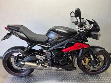 Triumph Street Triple R (2016) — foto 1