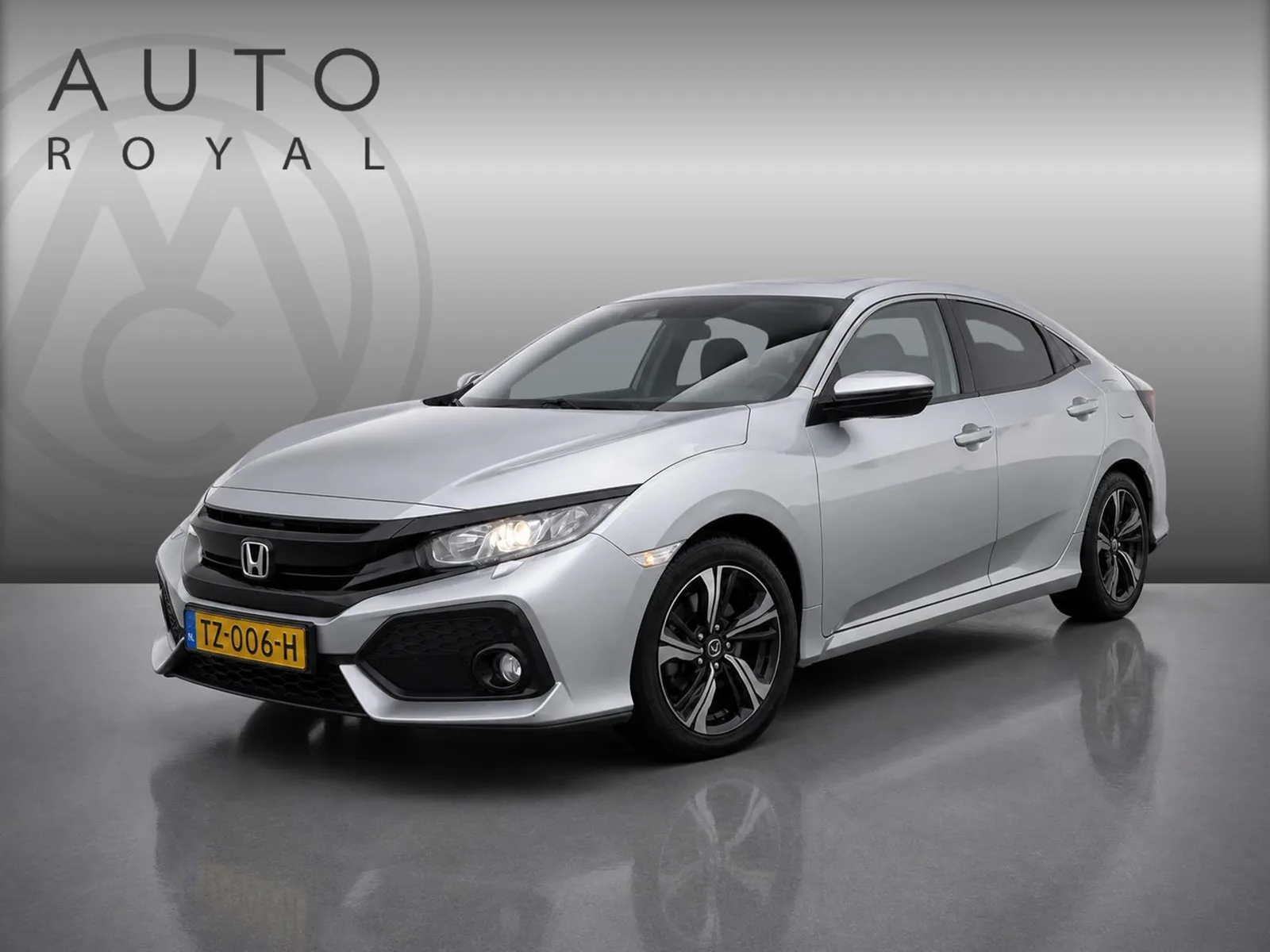 Honda Civic (2018) — foto 1