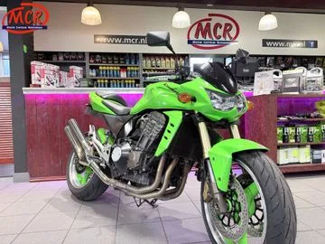 Kawasaki Z1000 (2004) — foto 1