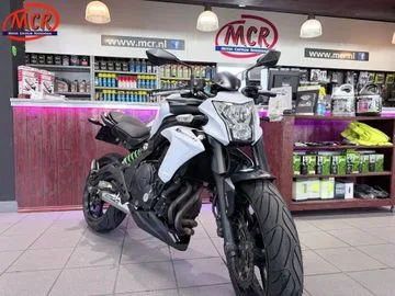 Kawasaki ER-6n (2015) — foto 1