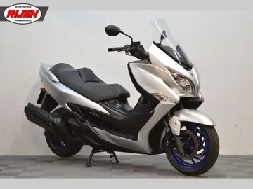 Suzuki AN 400 Burgman (2022) — foto 1