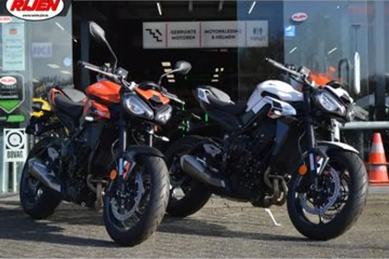 Triumph Street Triple 765 R (2026)