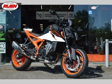 KTM 990 Duke R (2026) — foto 1