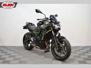 KAWASAKI Z650 (2022) — foto 1