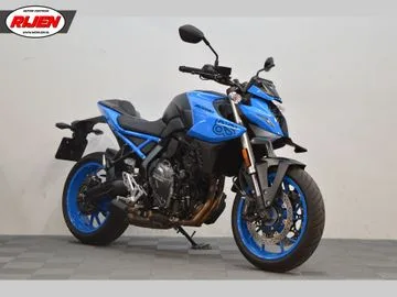 Suzuki GSX-8S (2023) — foto 1