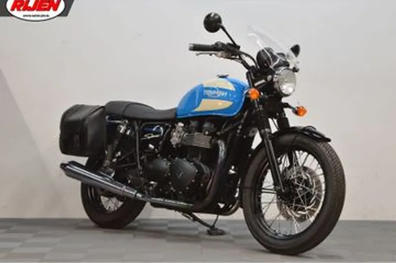 Triumph Bonneville T100 (2016)