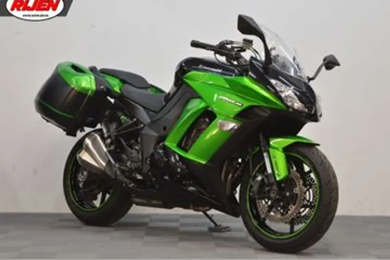 Kawasaki Z1000 (2015)