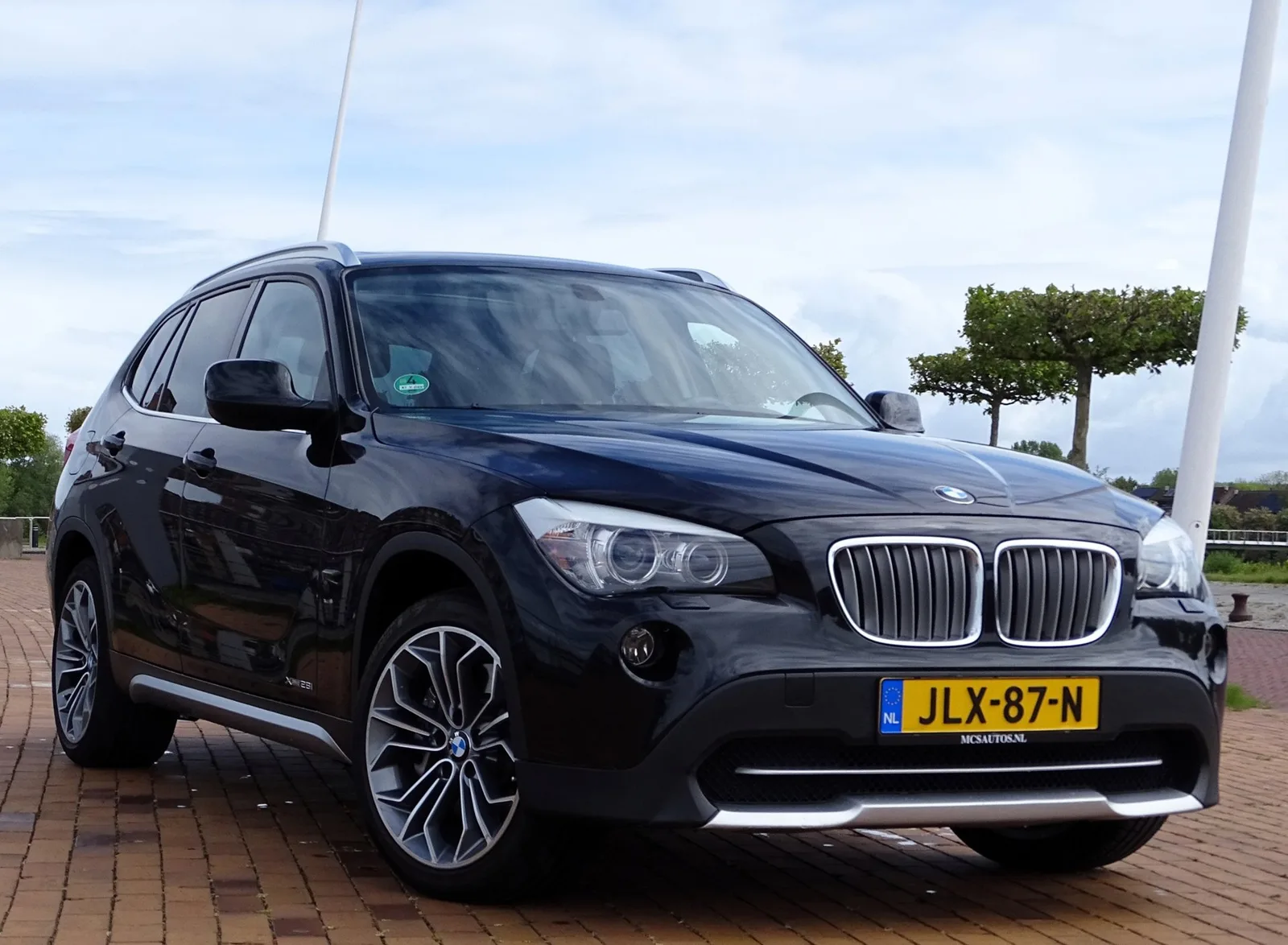 BMW X1 (2010) — foto 1