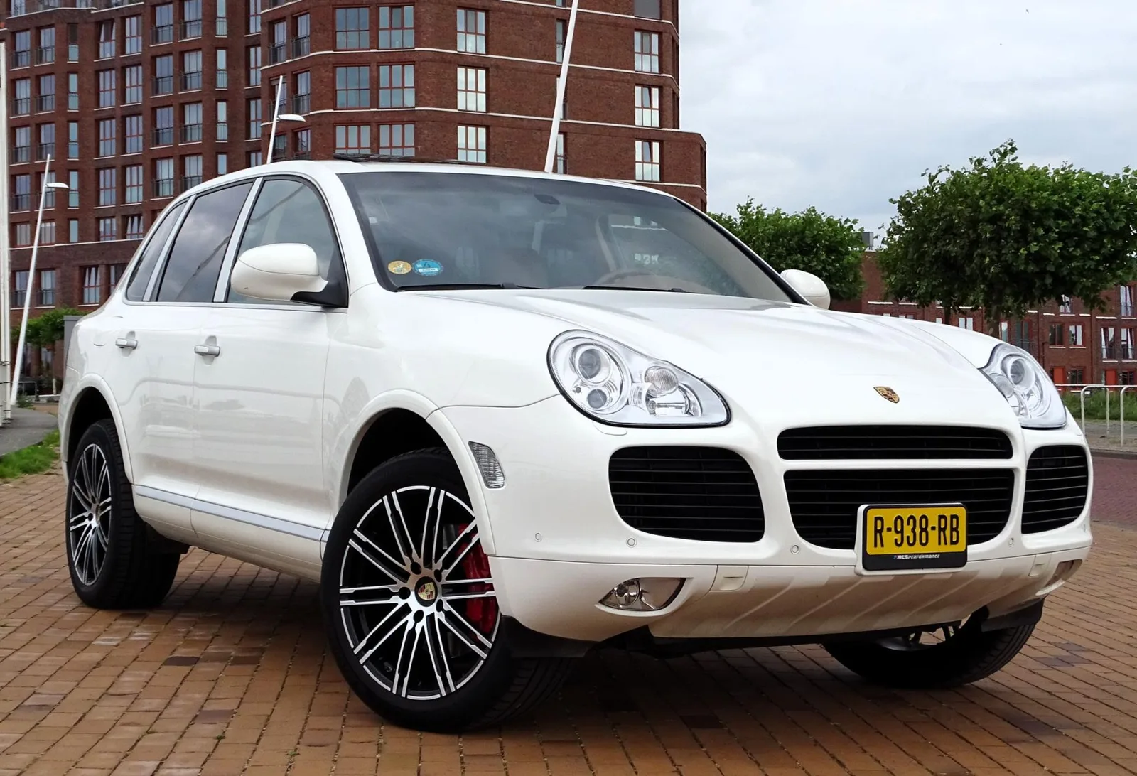 Porsche Cayenne (2003) — foto 1