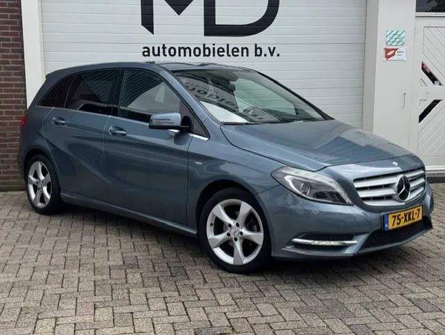 Mercedes-Benz B-Klasse (2012) — foto 1