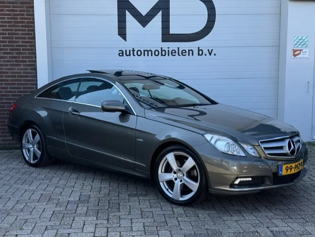 Mercedes-Benz E-Klasse (2011) — foto 1