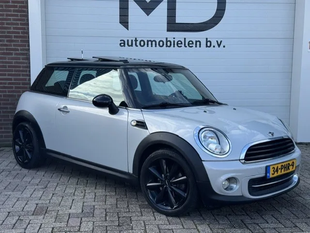 MINI Cooper (2011) — foto 1
