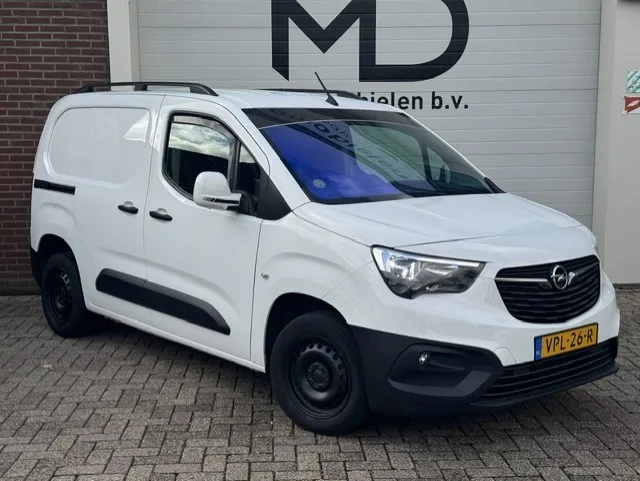 Opel Combo (2022) — foto 1