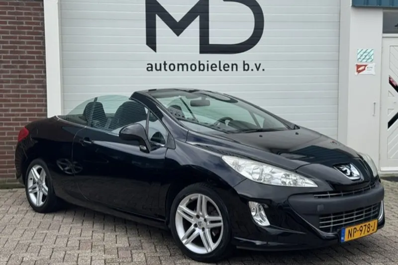 Peugeot 308 (2011)