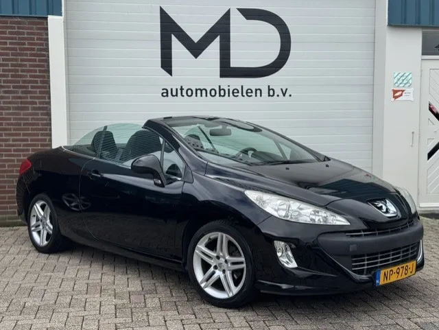 Peugeot 308 (2011) — foto 1