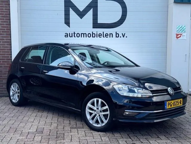 Volkswagen Golf (2017) — foto 1