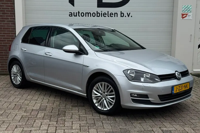 Volkswagen Golf (2014)