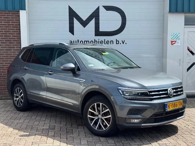 Volkswagen Tiguan (2018) — foto 1