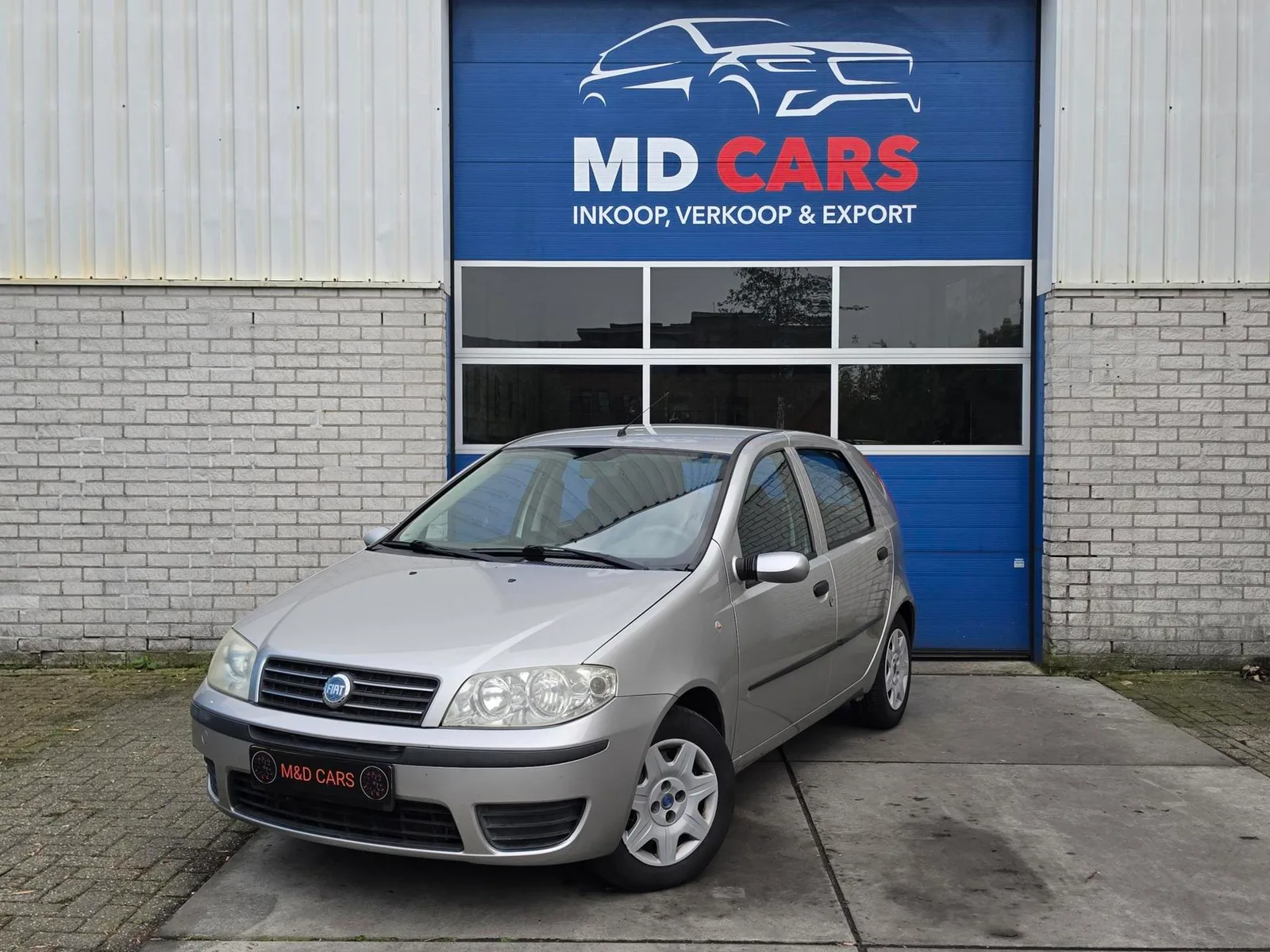 Fiat Punto (2004) — foto 1