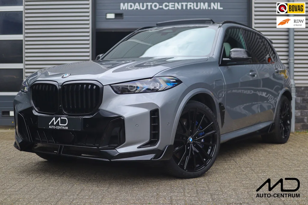 BMW X5 (2024) — foto 1