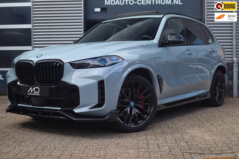 BMW X5 (2024)