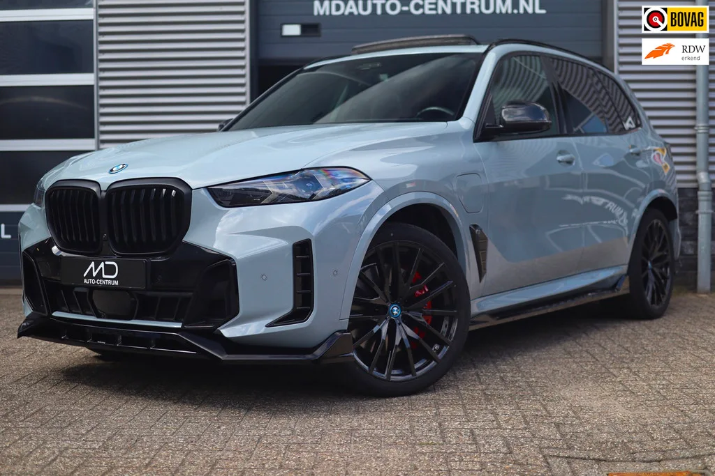 BMW X5 (2024) — foto 1