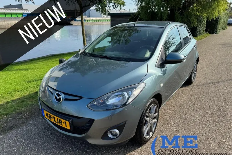 Mazda 2 (2012)