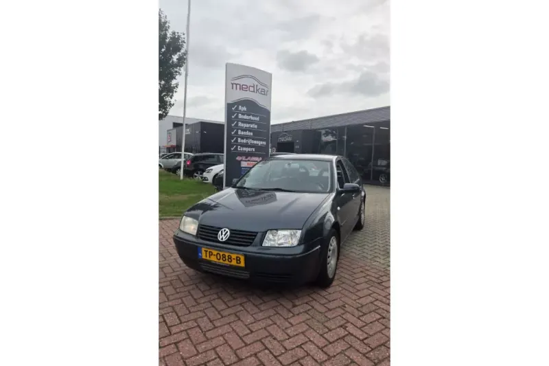 Volkswagen Bora (2001)