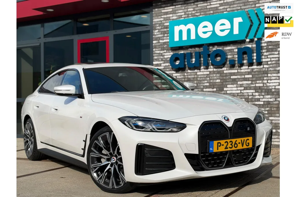 BMW i4 (2022) — foto 1