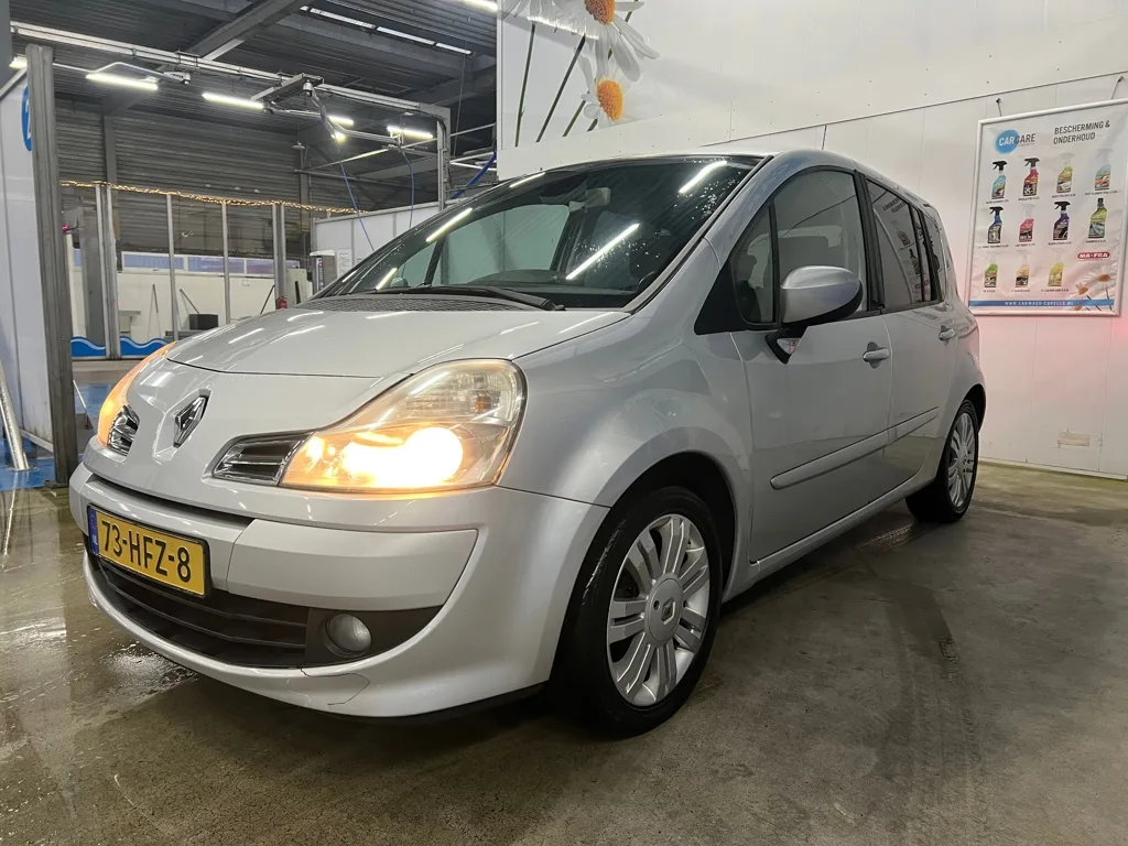Renault Grand Modus (2008) — foto 1