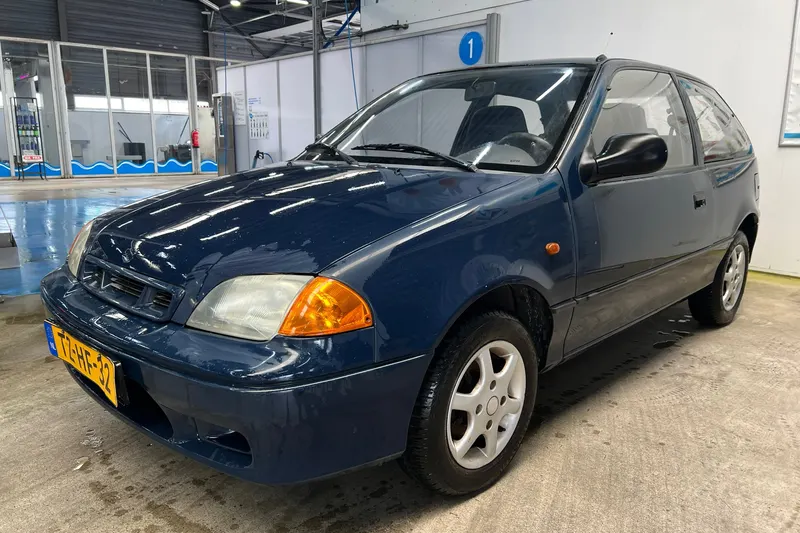 Suzuki Swift (1998)