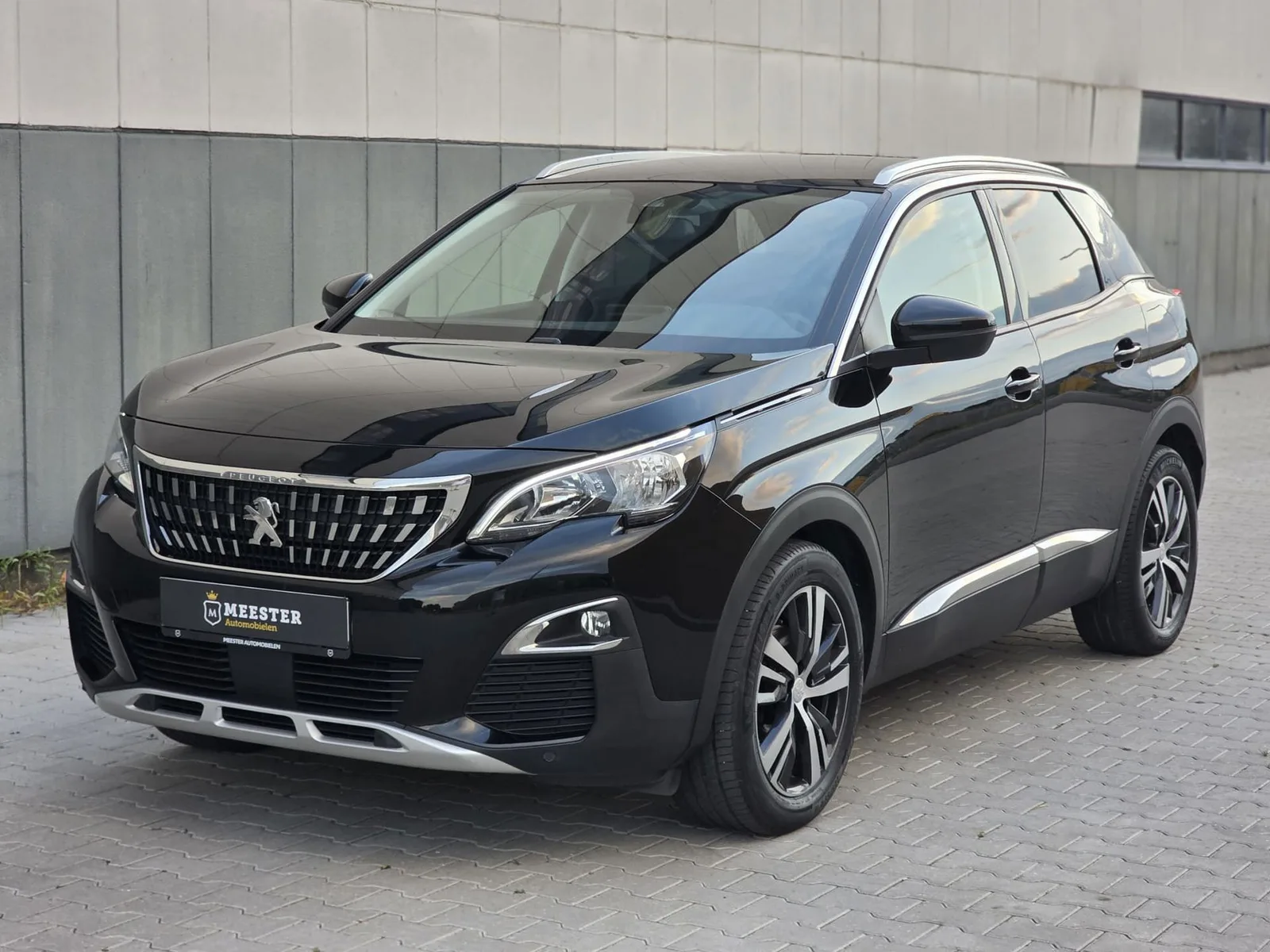 Peugeot 3008 (2018) — foto 1