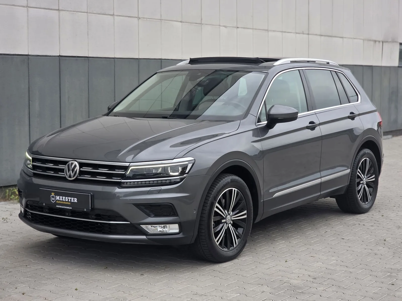 Volkswagen Tiguan (2016) — foto 1