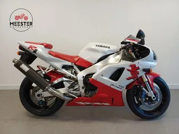 Yamaha YZF-R1 (1998) — foto 1