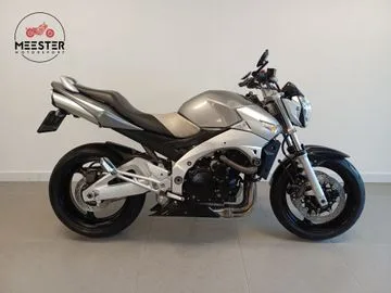 Suzuki GSR600 (2006) — foto 1