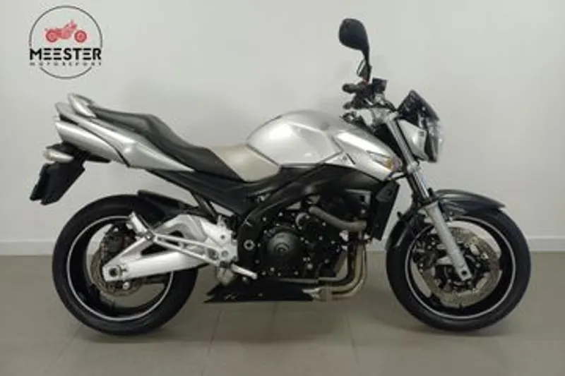 Suzuki GSR600 (2008)